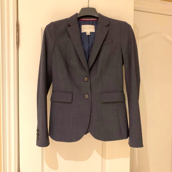 BR Suit, Size 0, Navy - Picture 1 of 16